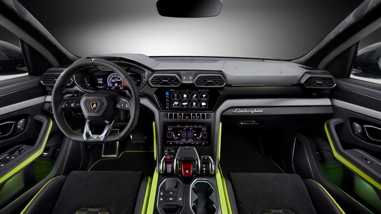 Lamborghini Urus Video İzleme Aktivasyonu